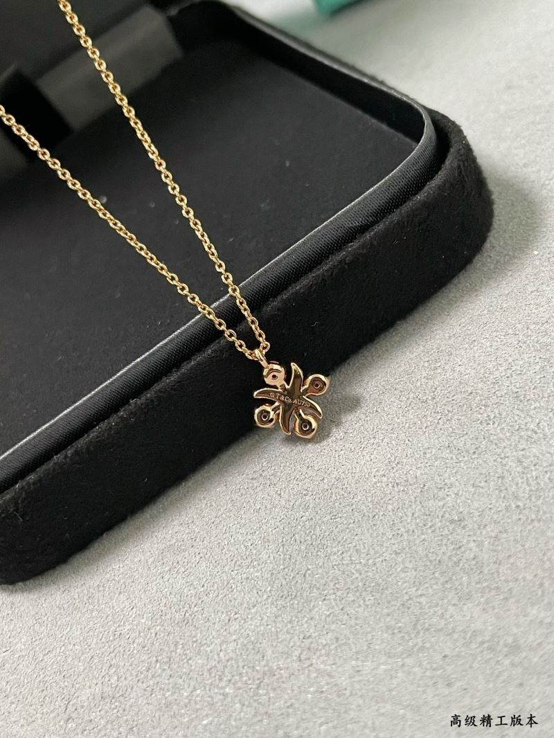 T*f*ny necklaces